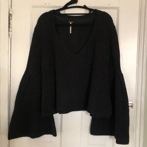 Free People chunky knit bell sleeve v-neck sweater